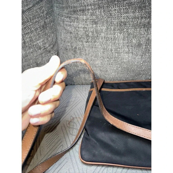 Michael Kors Kempton Nylon Crossbody Leather Trim Black 10 x 10 Strap - Picture 4 of 9